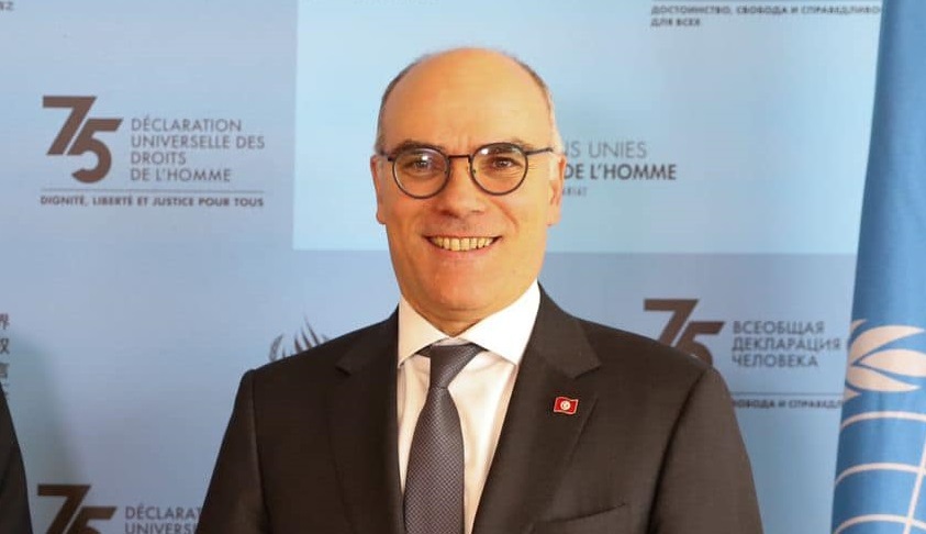 الاتهامات بالعنصرية.. الإيقافات والعلاقات السورية رهانات آنية.. وزير الخارجية في مهمة صعبة للتدارك الديبلوماسي  !